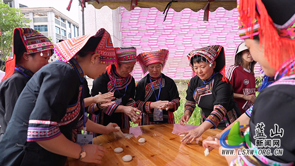 第六届环九嶷山“六月六”民俗文化节交流活动在我县举办1.jpg 第六届环九嶷山“六月六”民俗文化节交流活动在我县举办1.jpg