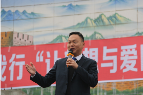 永州四中举办励志报告会