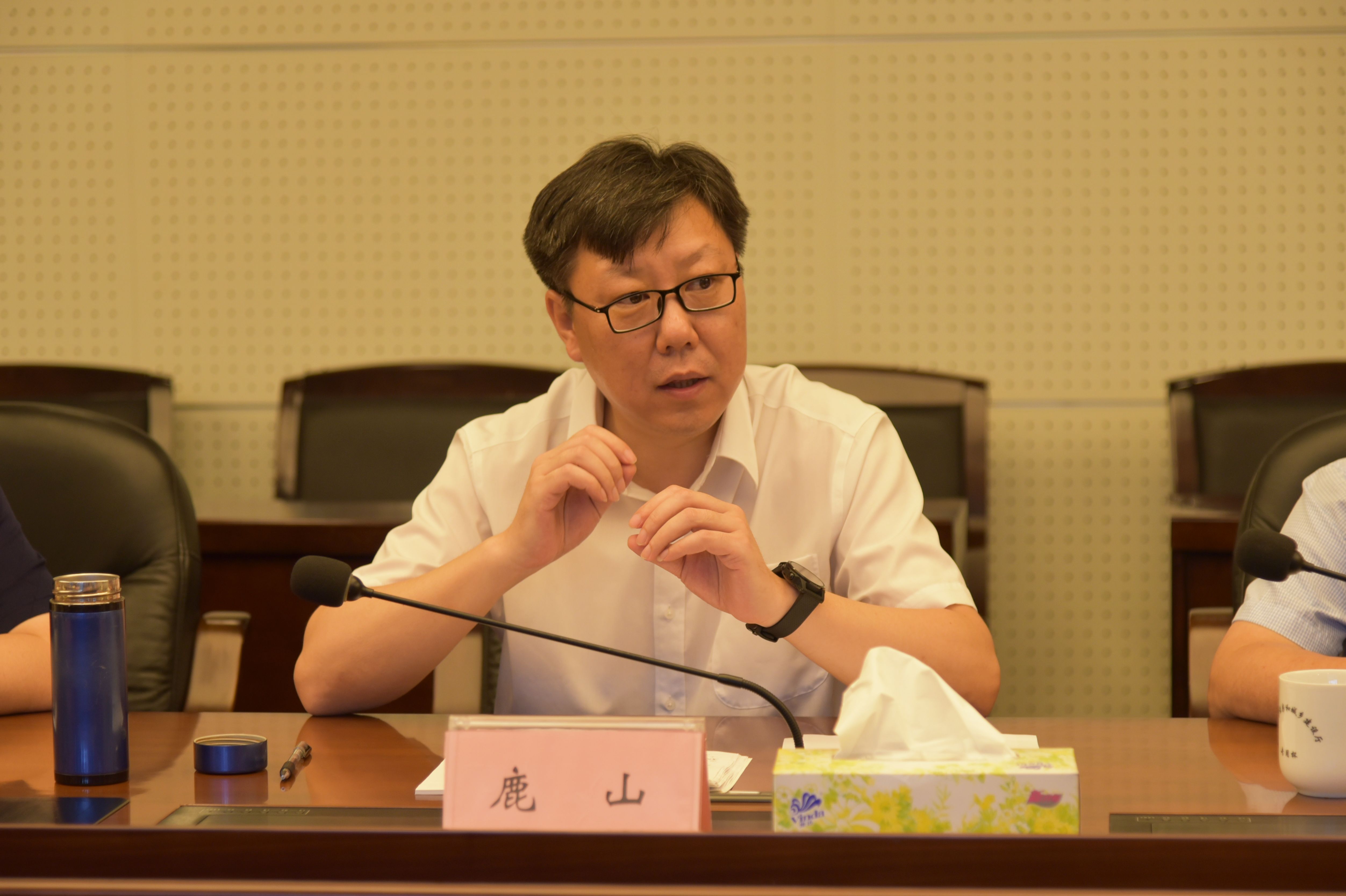 研究,全面落实省住建厅鹿山厅长对永州城乡规划建设工作的指导意见